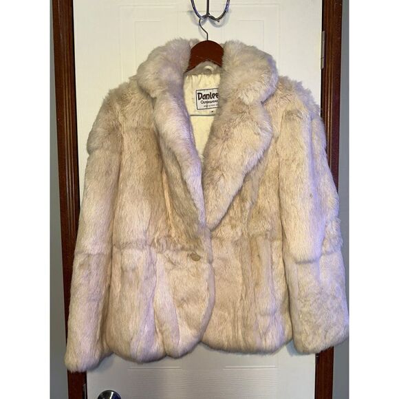 DanLee Outerwear Inc. Vintage Rabbit Fur Coat Size Medium - Picture 2 of 15
